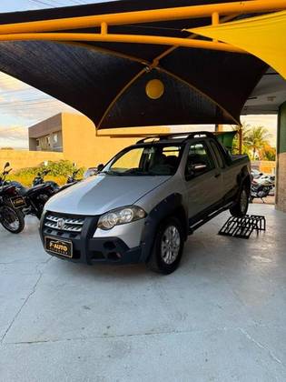 FIAT STRADA 1.8 MPI ADVENTURE CE 8V FLEX 2P MANUAL FIAT STRADA 1.8 MPI ADVENTURE CE 8V FLEX 2P MANUAL